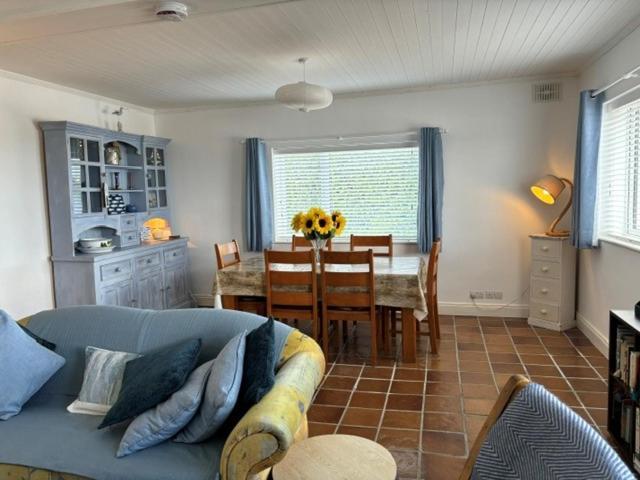 Beachcomber Cottages Ballyconneely Kamer foto